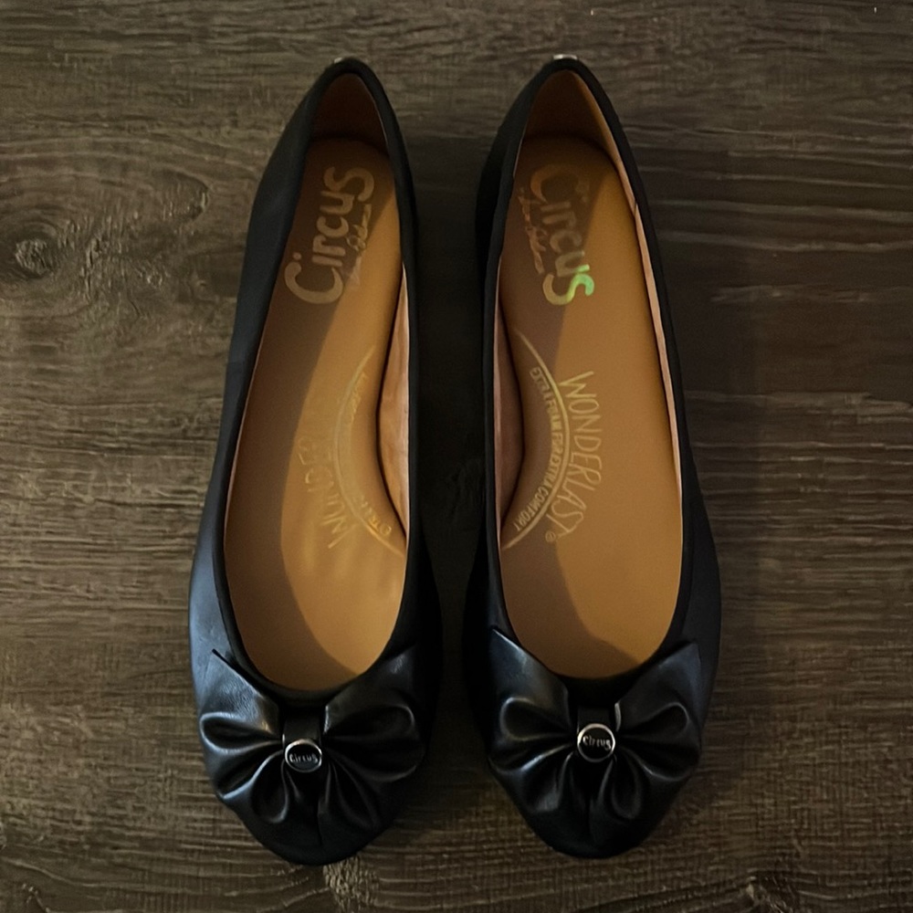 Circus by Sam Edelman Bow Flats